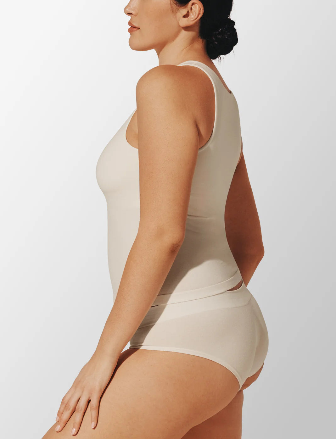 Seamless Cloud Cotton Shelf Tank Top